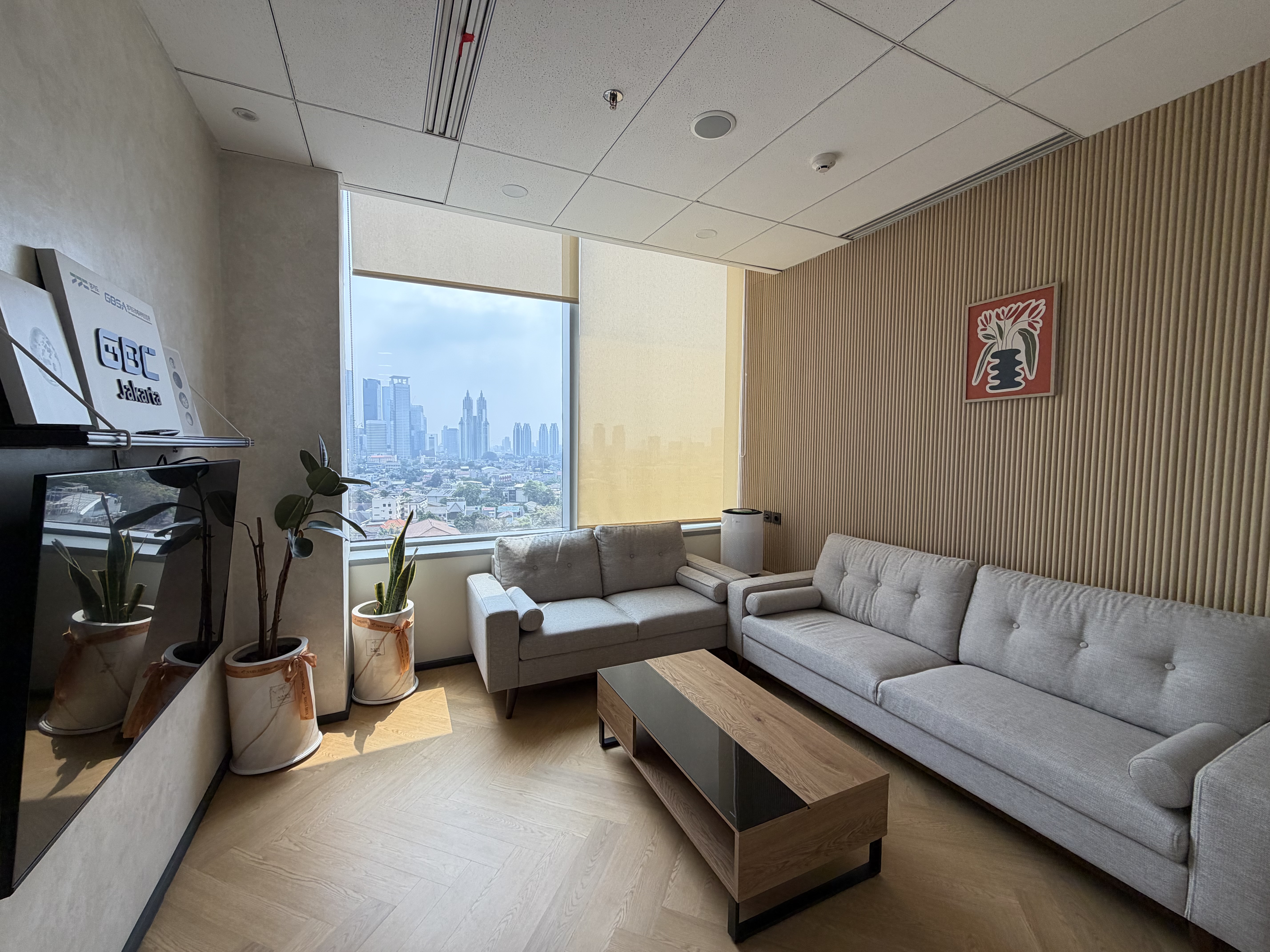 6 GBC JKT 소회의실.jpg 이미지